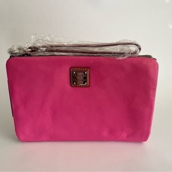 New with Tags - Dooney & Bourke Pink Clutch - Picture 1 of 15